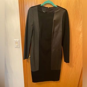 Carlisle black & grey size 6 lined long sleeve dress